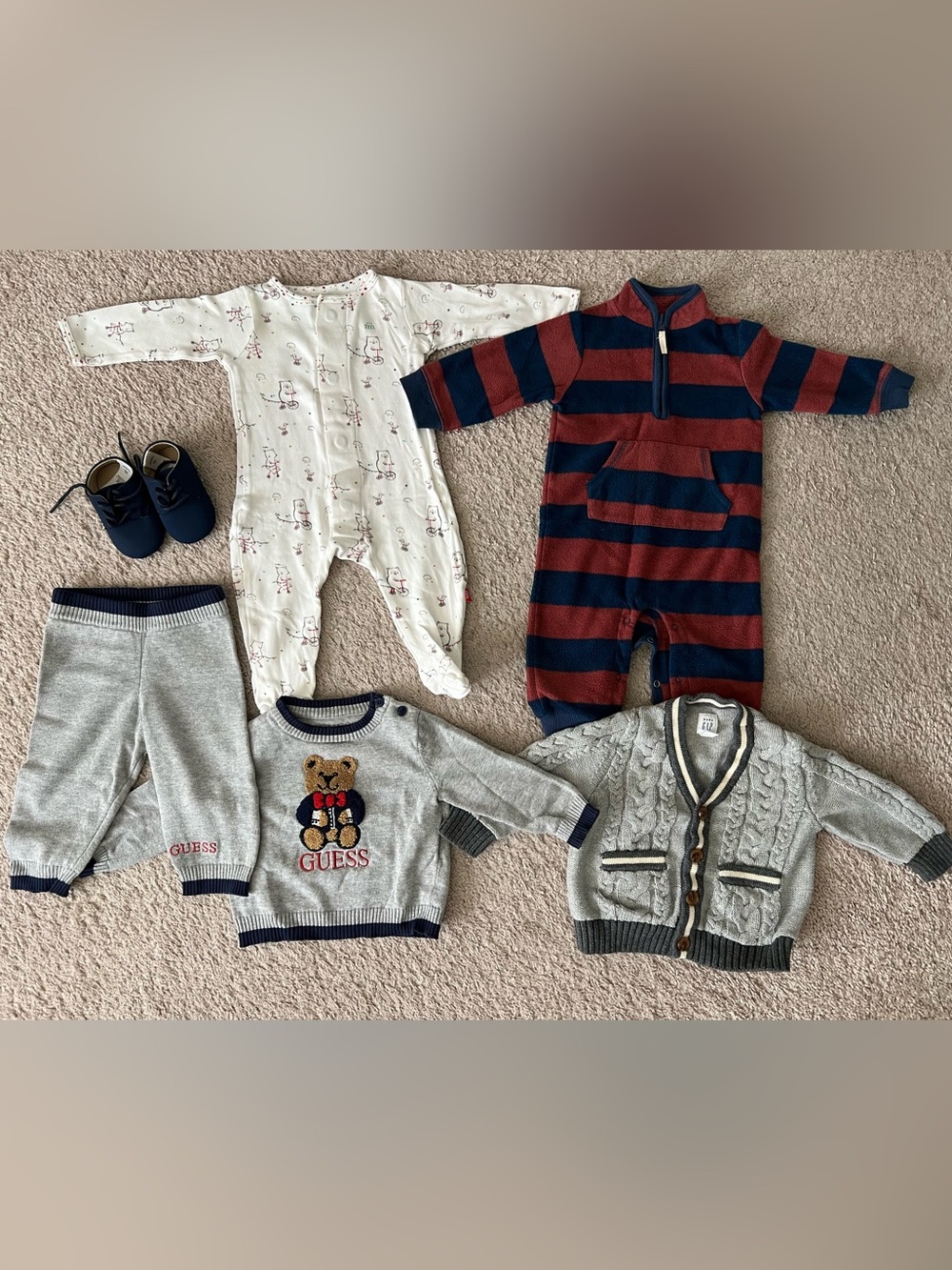 Winter holiday baby outfits - size 3-6 months